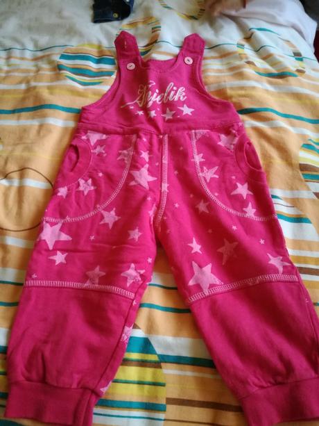 Dievcenské tepláky, 74