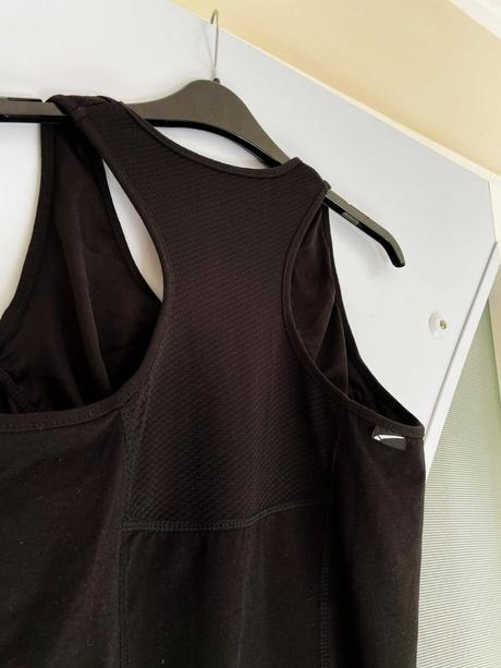 Elastické tielko s všitou podprsenkou, m