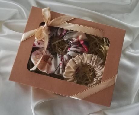 Darčekové balenie, set, doplnky na vlasy, gumičky,