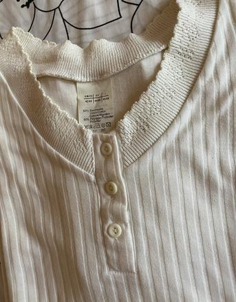 Kvalitné pružné tričko so zapínaním v. xl - 44/46, xl