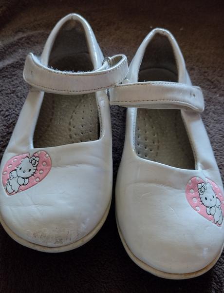 Hello kitty sandálky, 25