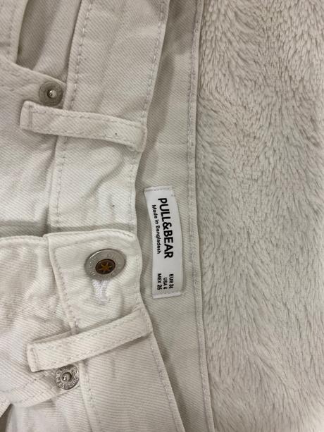 Biele rifle mom jeans, pull&bear,s