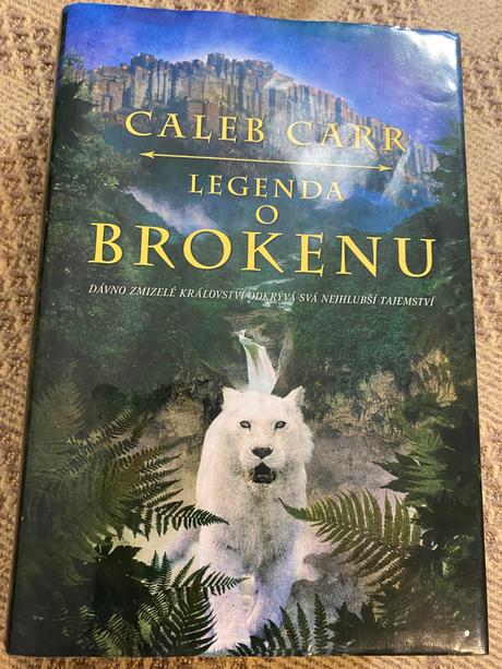 Krásna kniha legenda o brokenu caleb carr,