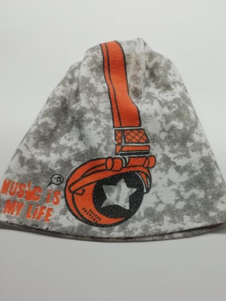 Štýlová čiapka, 74