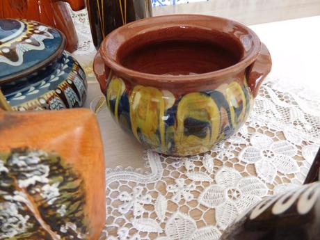 Keramika  farebná rozna, 