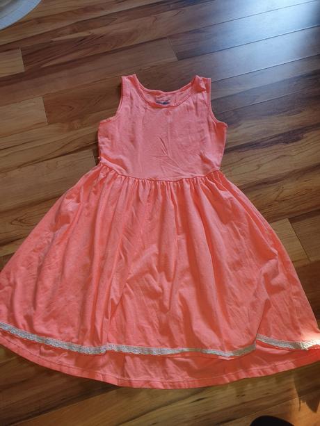 Krásne šaty lacno 146-152, f&f,146