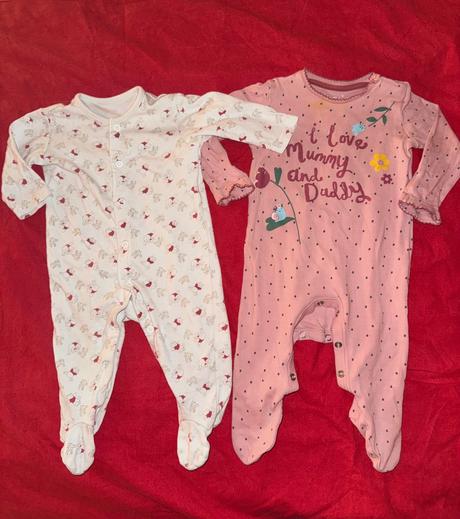 Veľký balík oblečenia pre dievčatko 105ks 56-74, 50–62