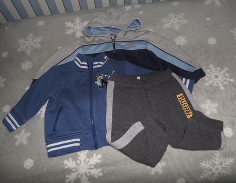 Mikiny 2ks + tepláčiky, 86