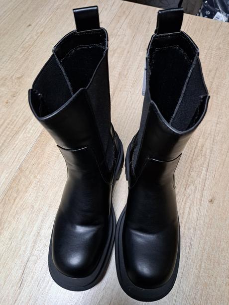 Cizmy, bershka,38