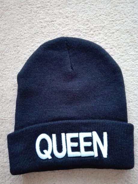 Čierna čiapka queen, 