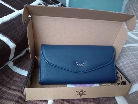 Veľká peňaženka vuch,