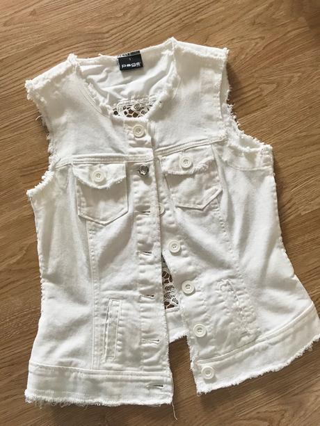 Biela vesta s čipkou, gate,s