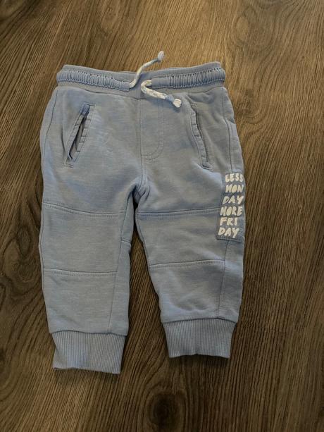 Teplaky reserved, reserved,80