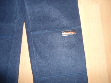 Tmavomodre teplaky, 128