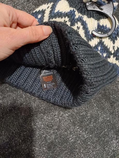 Zimna ciaoka v.od cca 7 do.10r, 140