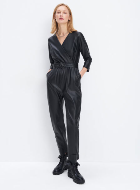 Skvelý koženkový overal značky mohito,pc 54,99 eur, mohito,s