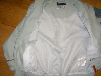 Frajerská značková prechodná bundička , umbro,104