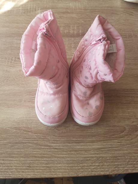 Snehule, deichmann,25