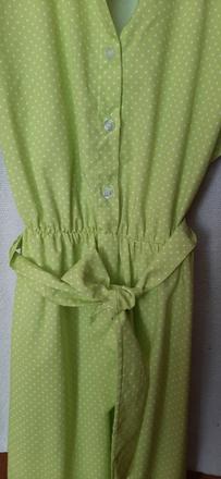 Letné šaty s pásikom, 36
