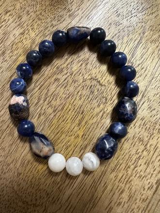 Náramok pokojná myseľ sodalit howlit, 