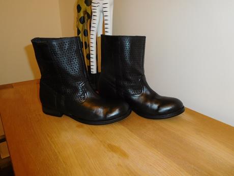 Reserved 37v, celokožené dámske jesenné čižmy, 37