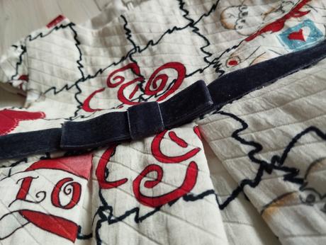 Slávnostné šaty, 80