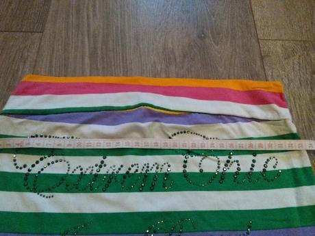 Farebny mini sexi top bez rukavov s trblietkami, s