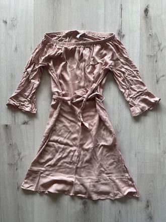 Šaty s 3/4 rukávom, 