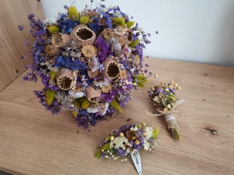 Svadobna kytica a pierko,