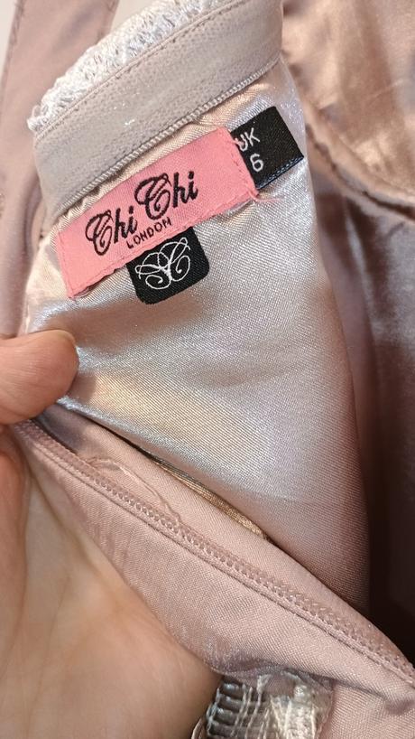 Spoločenske saty chichi london, xs