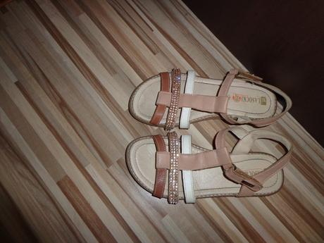 Sandálky lasocki vel. 32, lasocki,32