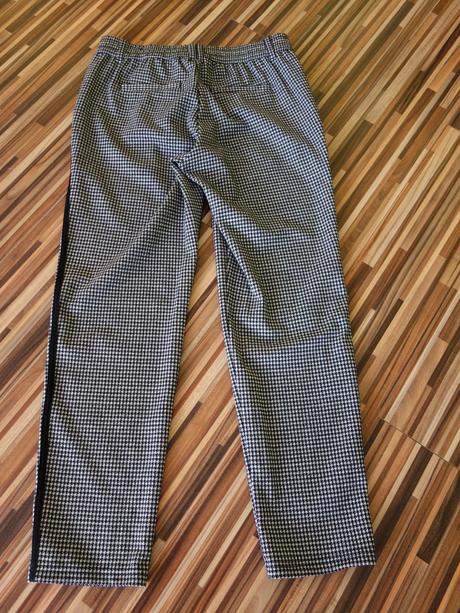 Rôzne značkové nohavice veľ. 40, 42, 40