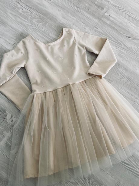 Sviatočné saty, 68 - 146