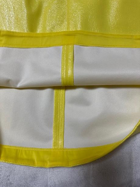 Nádherný kombinovaný žltý sukňový kostým magenta, l / m