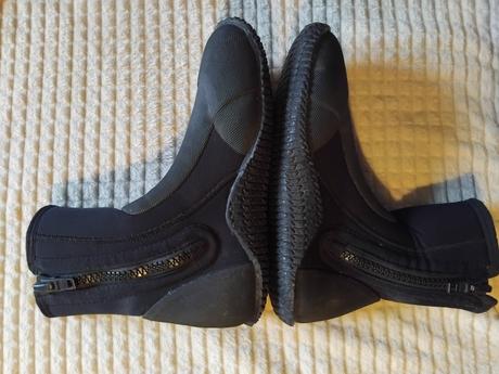 Neoprenove topanky bare,
