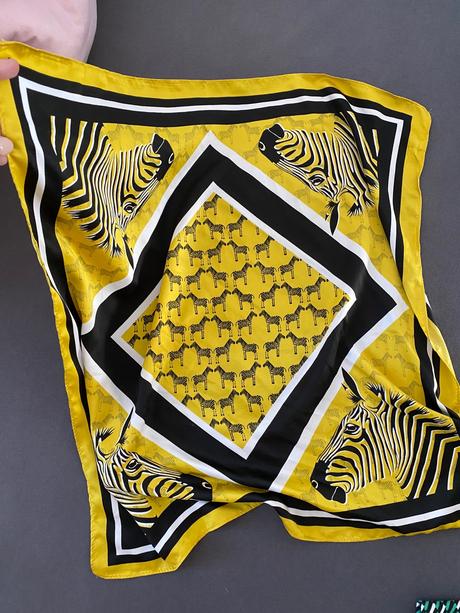 Zlta šatka so zebrami, orsay,l