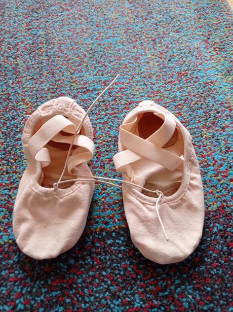 Tanečné topánky, 32