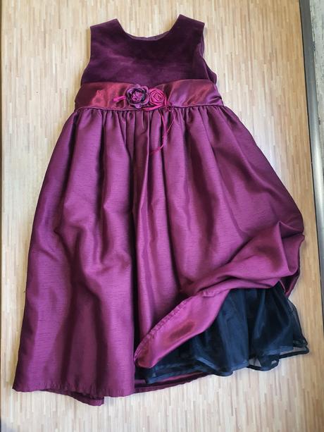 Zamatove saty, next,104