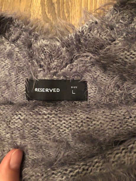 Pulover, reserved,l