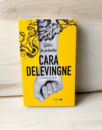 Všetci za jedného - cara delevigne,