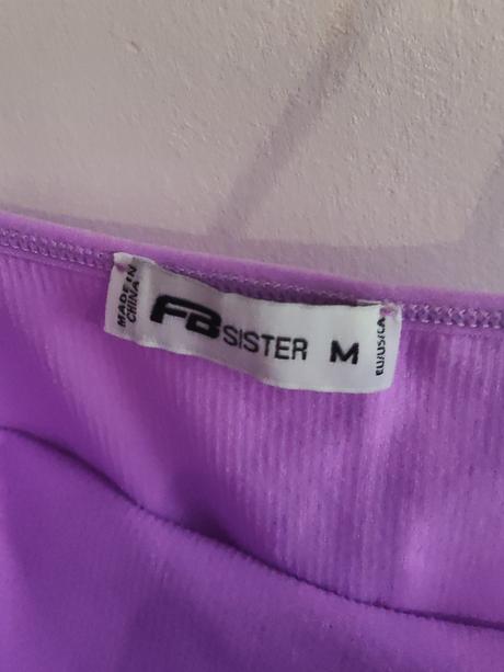 Fialový crop top, new yorker,m