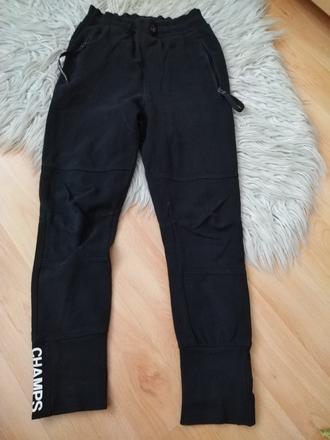 Teplaky, reserved,140