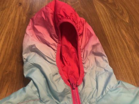 Prechodná bundička, 146