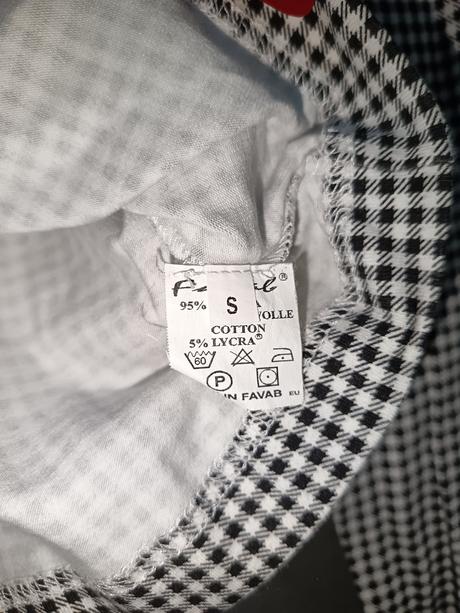 Čierno biele tričko, s