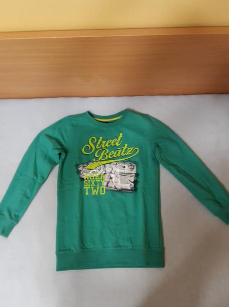 Mikina, chapter young,152