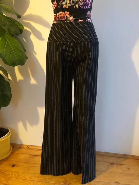 Nohavice pruhované č 38, 38