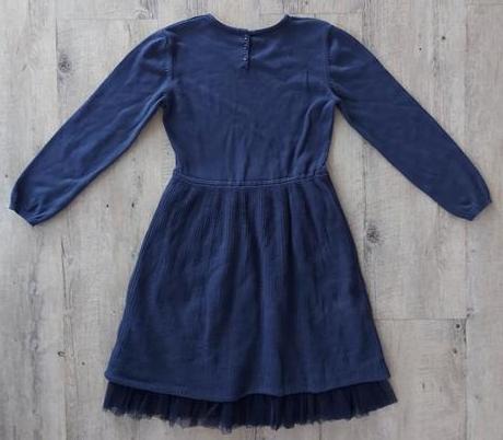 Pletené tmavomodré šaty, 134