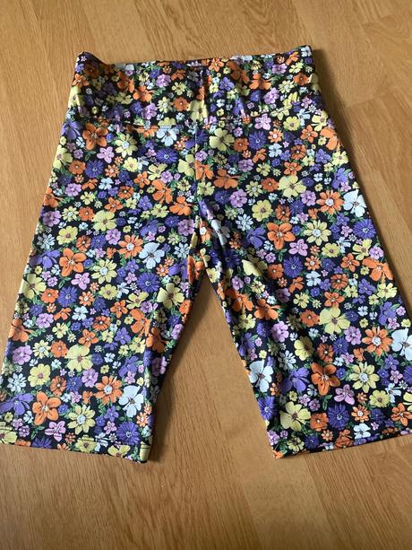 Tristvrtaky, bershka,xs