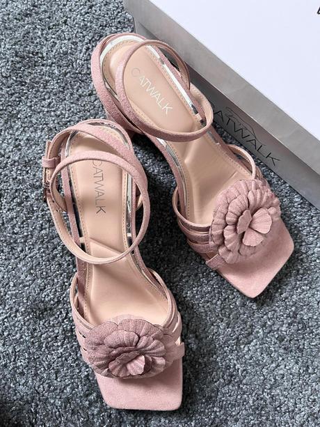 Sandále na vysokom podpätku, deichmann,38