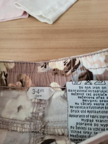 Balík oblečka, 104–116